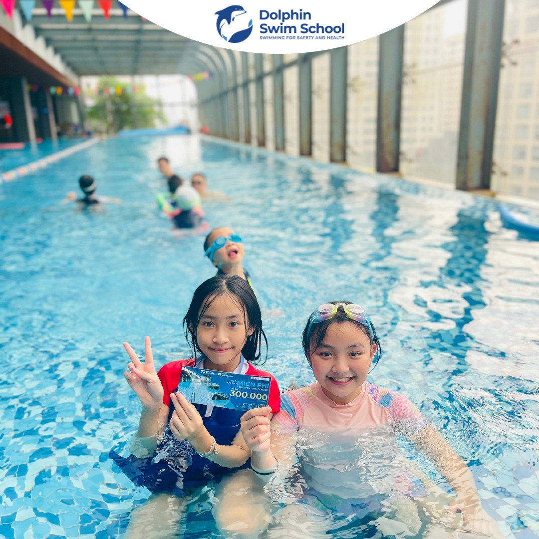 be-boi-4-mua- Dolphin Swim School 