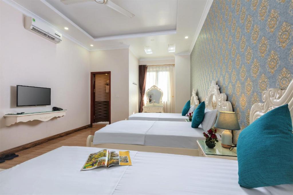 Phoenix-Hotel-ha-long