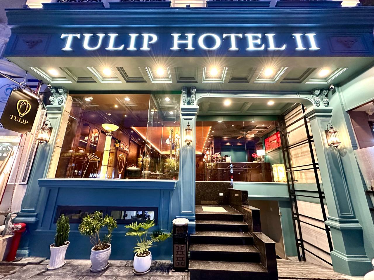 Tulip-Hotel-da-lat