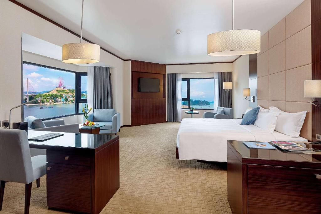 Wyndham-Legend-ha-long