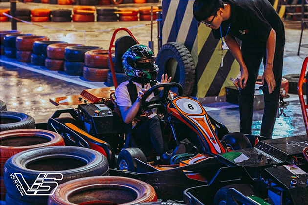 Vé Đua Xe Gokart Người Lớn Thứ 2 - Thứ 6 Tại Vs Racing - Trường Đua F1 Mini  Đầu Tiên Tại Việt Nam