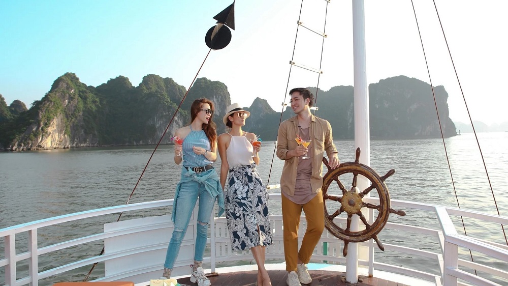 ha-long-check-in-dep-quen-loi-ve