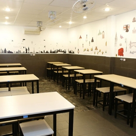 Nhà hàng Cơm gà da giòn 