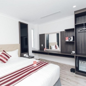 Khách sạn Seven Seas tiêu chuẩn 3 sao