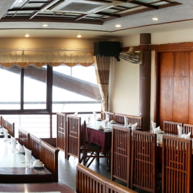 NHÀ HÀNG PHƯƠNG NGUYÊN