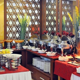 CÔNG TY TNHH HẢI YẾN BIRD - KHÁCH SẠN APUS NHA TRANG