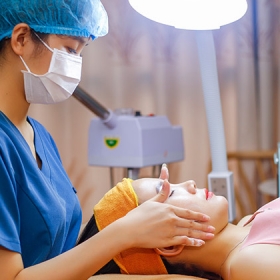 Phòng Khám Nàng Thơ