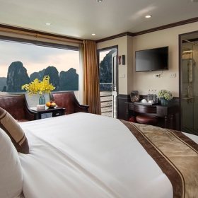 Du thuyền Athena Cruises