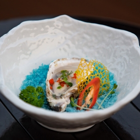 Du thuyền Scarlet Pearl