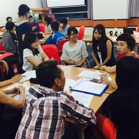 Trung tâm Practical English VN