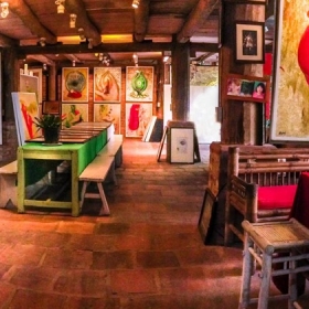 Quần thể Arts Hotel - Đào Anh Khánh 