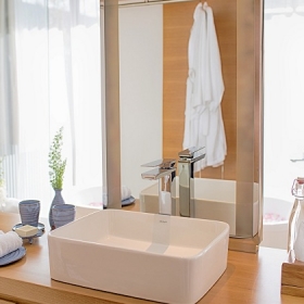 Naman Retreat Resort 5 sao