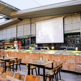 Nhà Hàng Hell Bull BBQ N Beer Q2