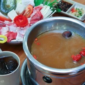 Nhà hàng Lẩu Phố