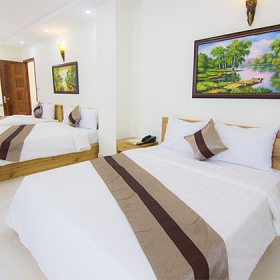 Khách sạn Ngọc Hạnh