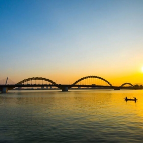 Du thuyền Mỹ Xuân