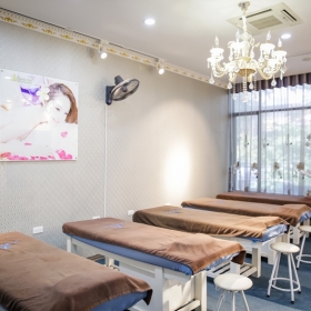 Trung tâm Chăm sóc Sức khỏe