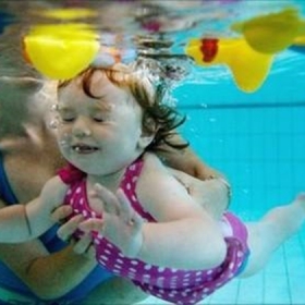 Bể bơi Green Pool