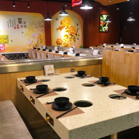 Lẩu băng chuyền Hong Kong