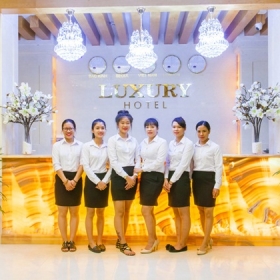 Từ Sơn Luxury Hotel