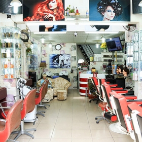 Hair Salon Mắt Trần