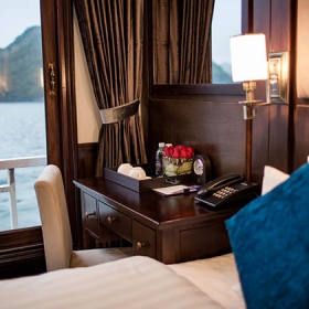 Alisa Cruise Halong Bay 5