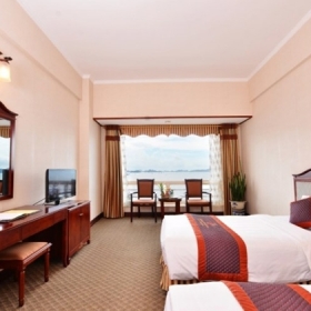 Khách sạn Grand 4 Hạ Long