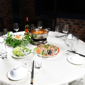 Nhà Hàng Phố Xưa