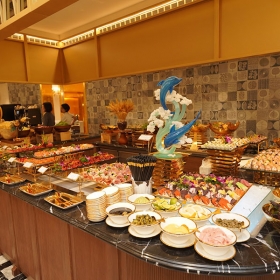 Nhà hàng Majesty - Dolce Hanoi Golden Lake Hotel 5