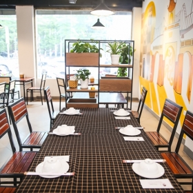 Nhà hàng T - House