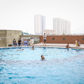 Bể bơi Sông Nhuệ Sails Tower