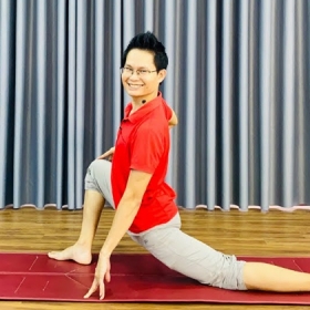 Yoga Đặng Kim Ba