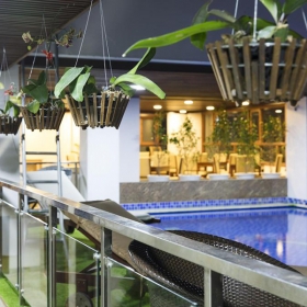 CÔNG TY TNHH HẢI YẾN BIRD - KHÁCH SẠN APUS NHA TRANG