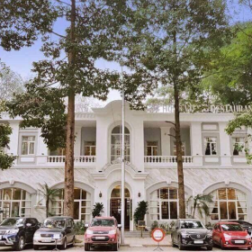 37 Hùng Vương Restaurant