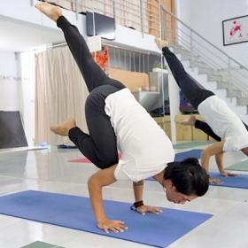 Full 4 Life Phạm Văn Bạch