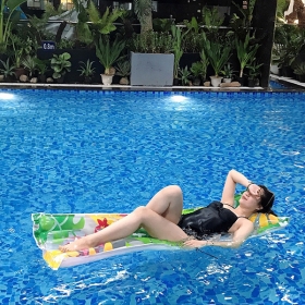 Massage Tropical Pool