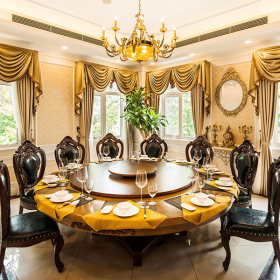 37 Hùng Vương Restaurant