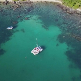 Du thuyền Vega Yacht