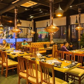 Nhà Hàng Blue Coffee & BBQ - Khách Sạn Tân Sơn Nhất 5 Sao
