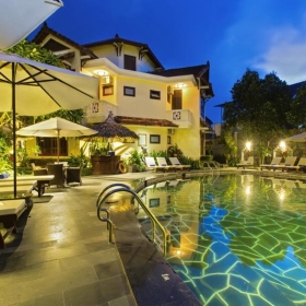 Lotus Hội An Boutique Hotel & Spa 3 sao