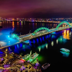 Du thuyền Mỹ Xuân