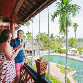 Phố Hội Riverside Resort