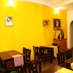 K Vegetarian Cafe & Restaurant old