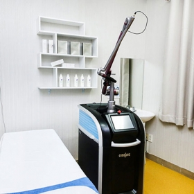 Trung tâm Thẩm mỹ Phú Khang