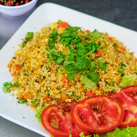 Nhà hàng Bà Thôi 3