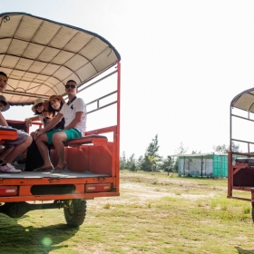 Lạc Long Quân Travel