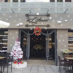 De L'amour Bistro & Cafe