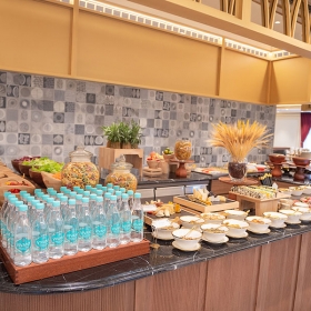 Nhà hàng Majesty - Dolce Hanoi Golden Lake Hotel 5