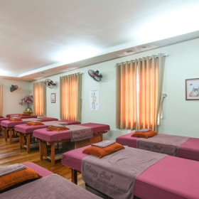 Hương Sen Healthcare center