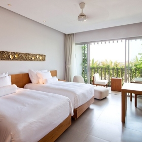 Naman Retreat Resort 5 sao